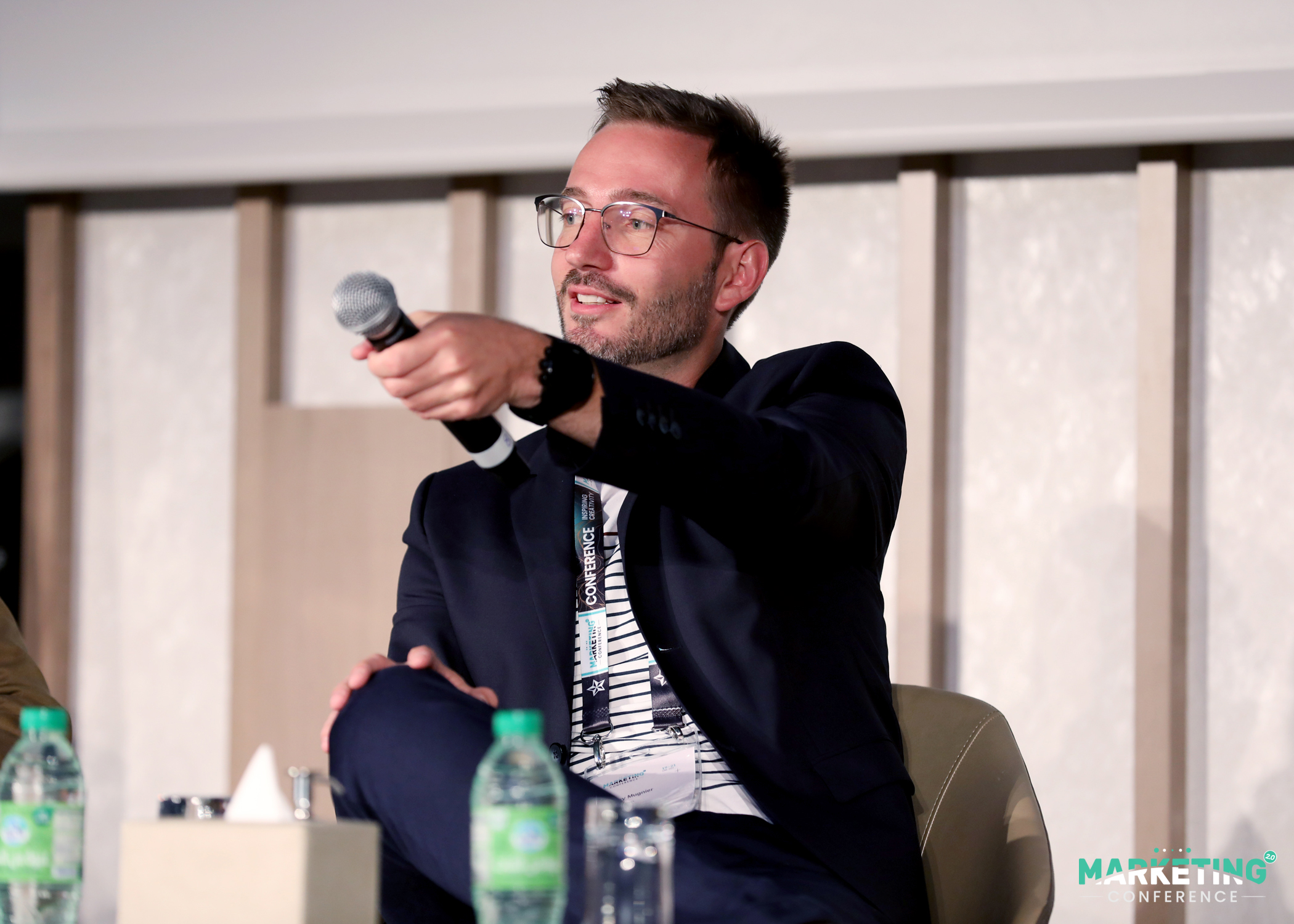 Dr. Grégory Mugnier